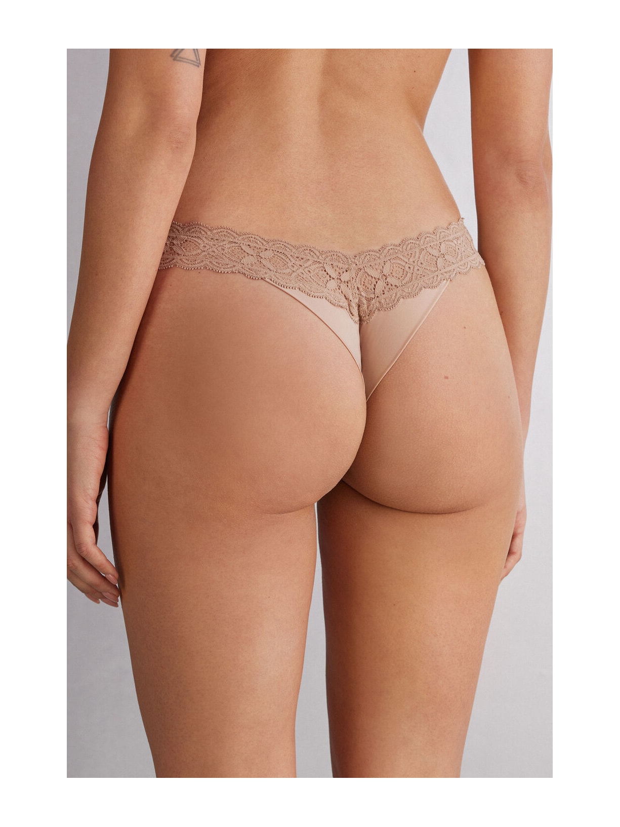 Calcinha Brasileira Em Renda e Microfibra Marrom Intimissimi