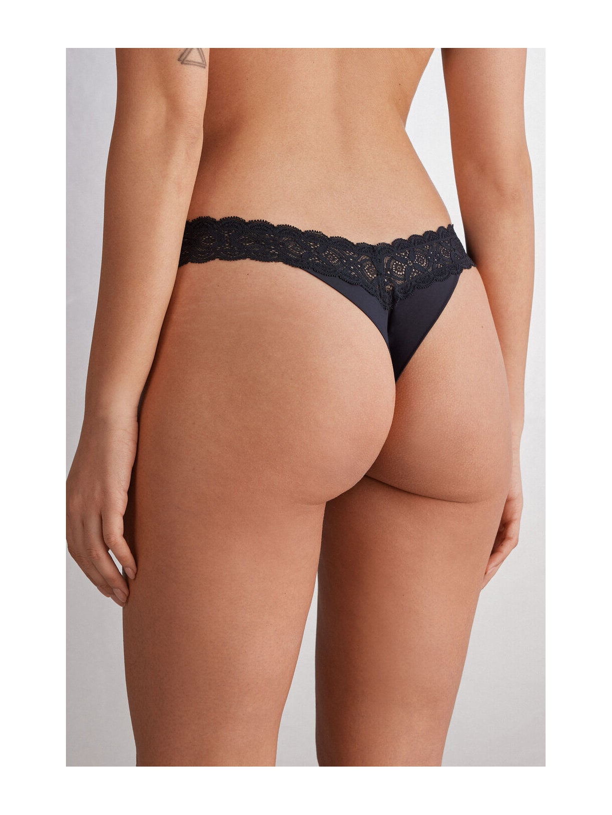 Calcinha Brasileira Em Renda e Microfibra Preto Intimissimi