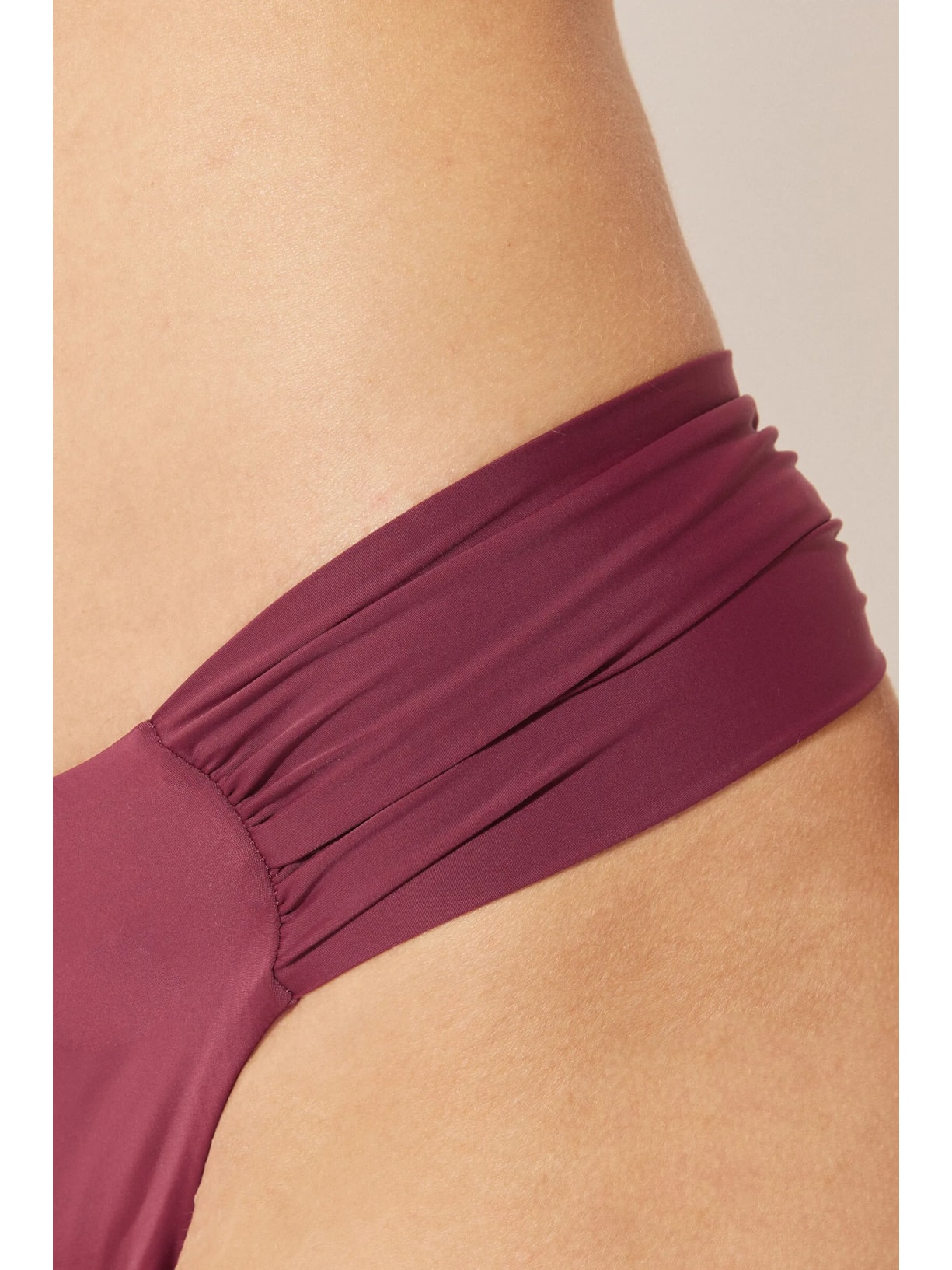 Calcinha De Biquíni Brasileira Com Drapeado Indonésia Bordô Calzedonia