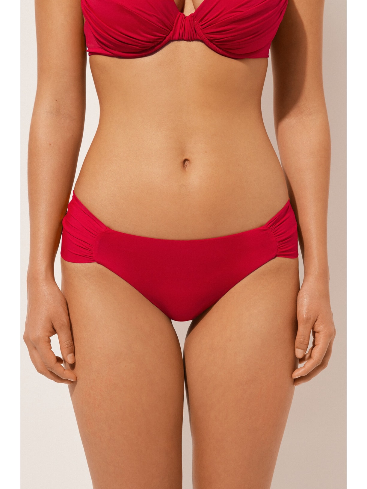 Calcinha De Biquíni Brasileira Com Drapeado Indonésia Vermelho Calzedonia