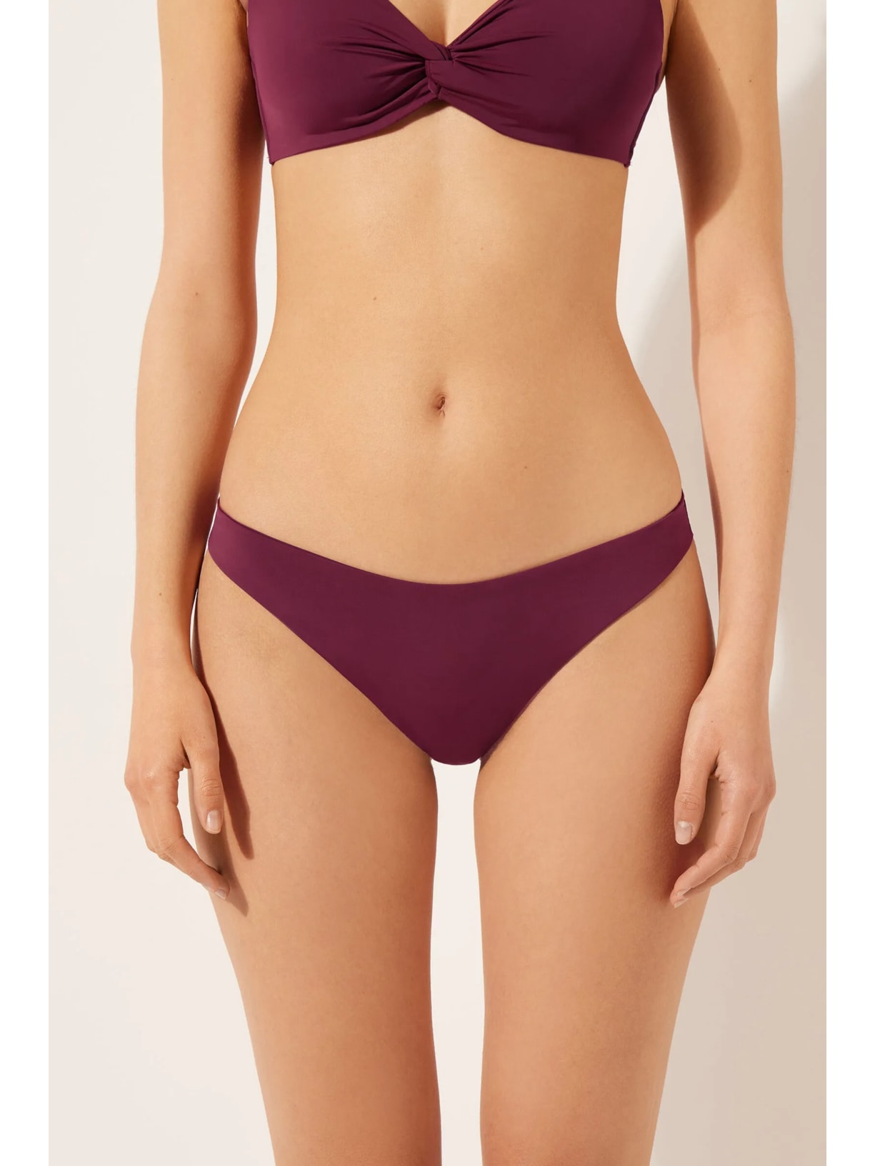 Calcinha De Biquíni Brasileira Indonésia Bordô Calzedonia