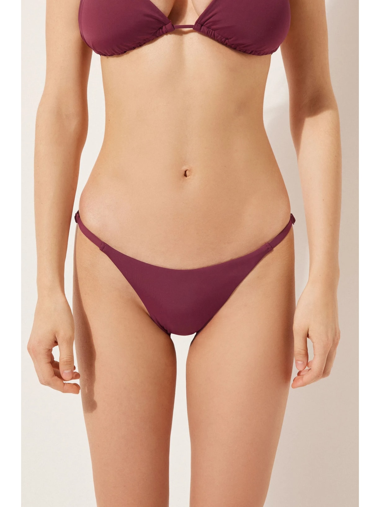 Calcinha De Biquíni Brasileira Indonésia Bordô Calzedonia