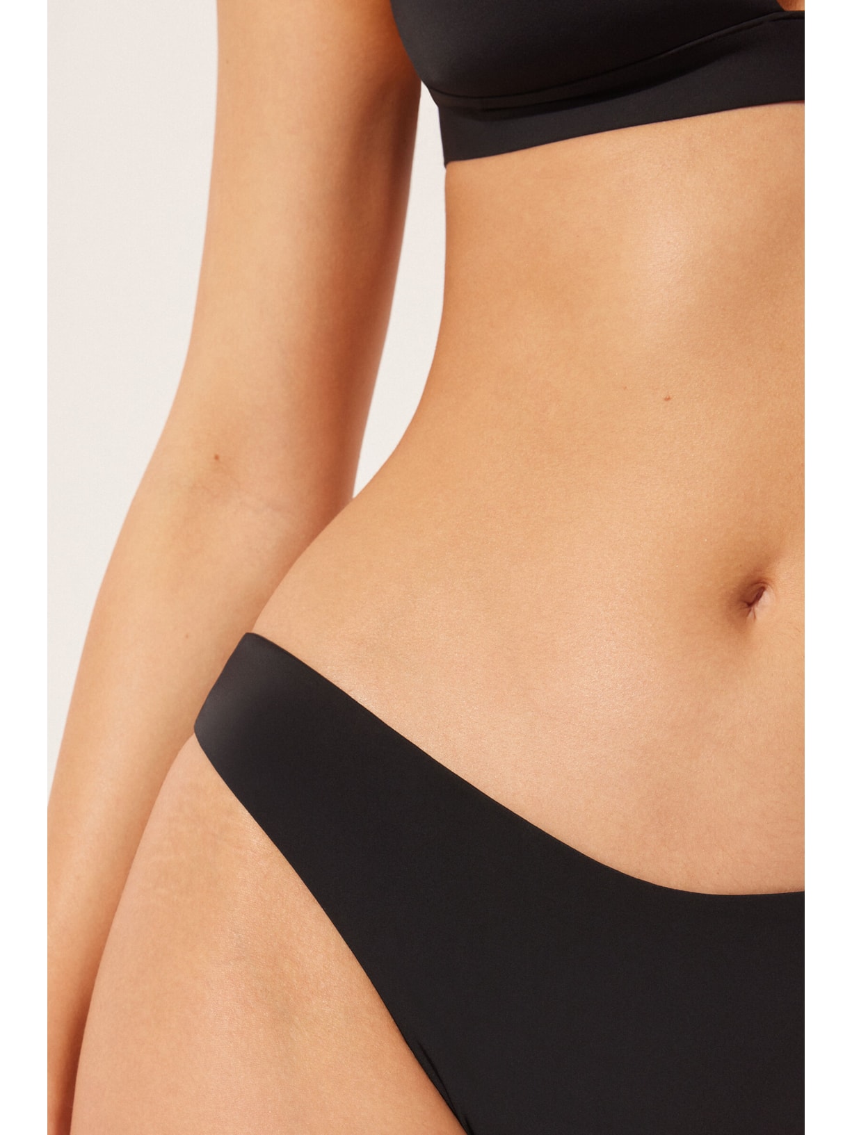 Calcinha De Biquíni Brasileira Indonésia Preto Calzedonia