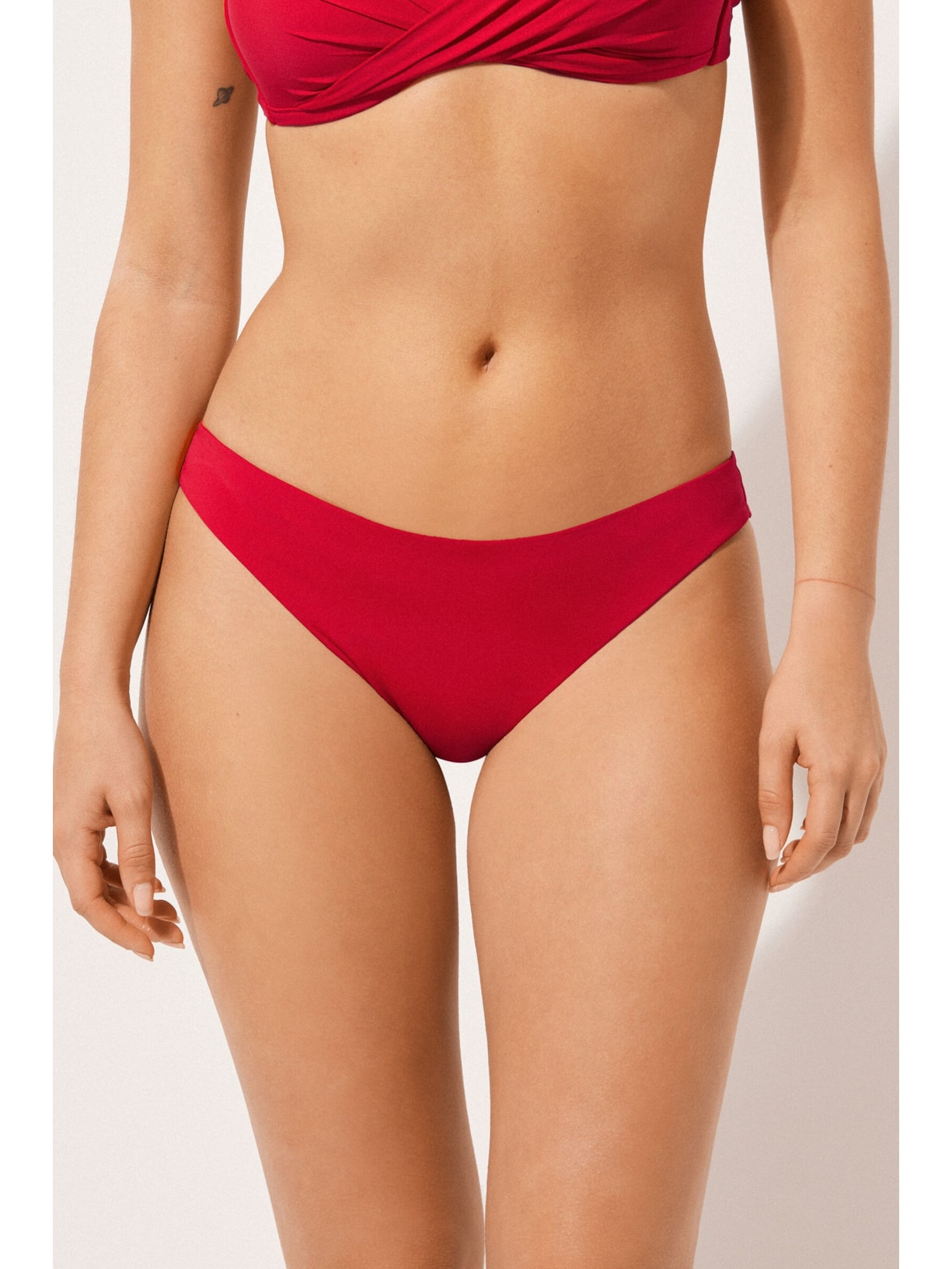 Calcinha De Biquíni Brasileira Indonésia Vermelho Calzedonia