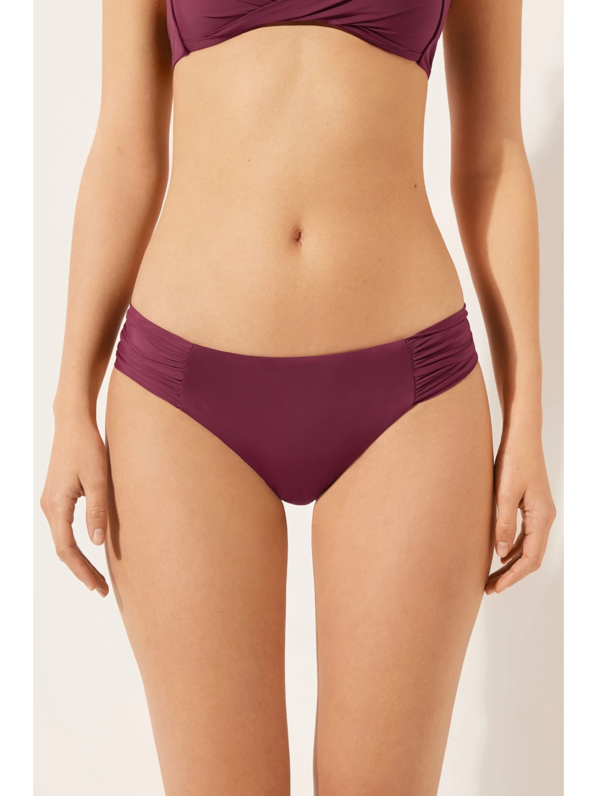 Calcinha De Biquíni Com Drapeado Indonésia Bordô Calzedonia