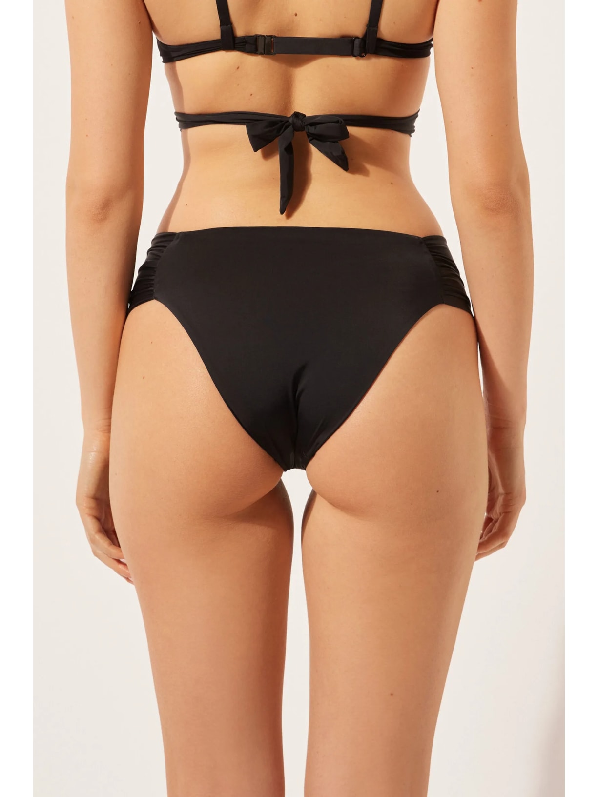 Calcinha De Biquíni Com Drapeado Indonésia Preto Calzedonia