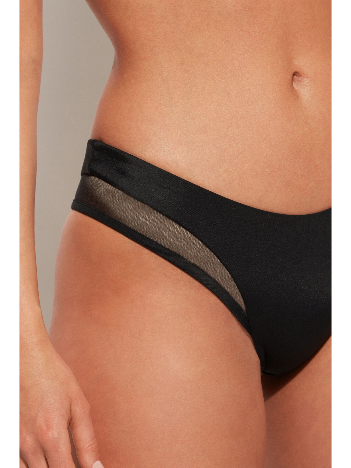 Calcinha De Biquíni Em Tule Tokyo Preto Calzedonia