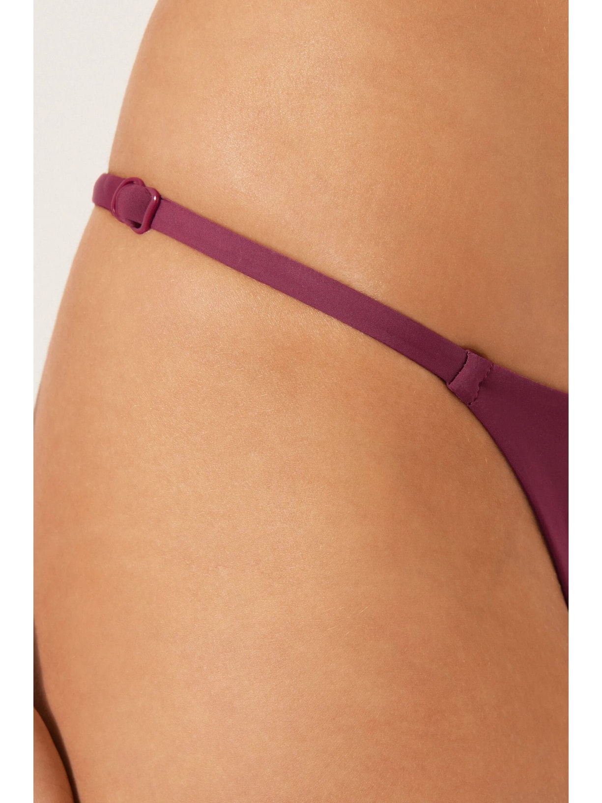 Calcinha De Biquíni Fio Dental Indonésia Bordô Calzedonia