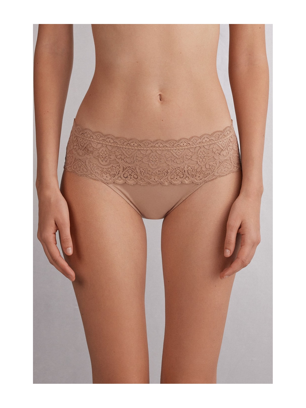 Calcinha Em Renda e Algodão Bege Intimissimi