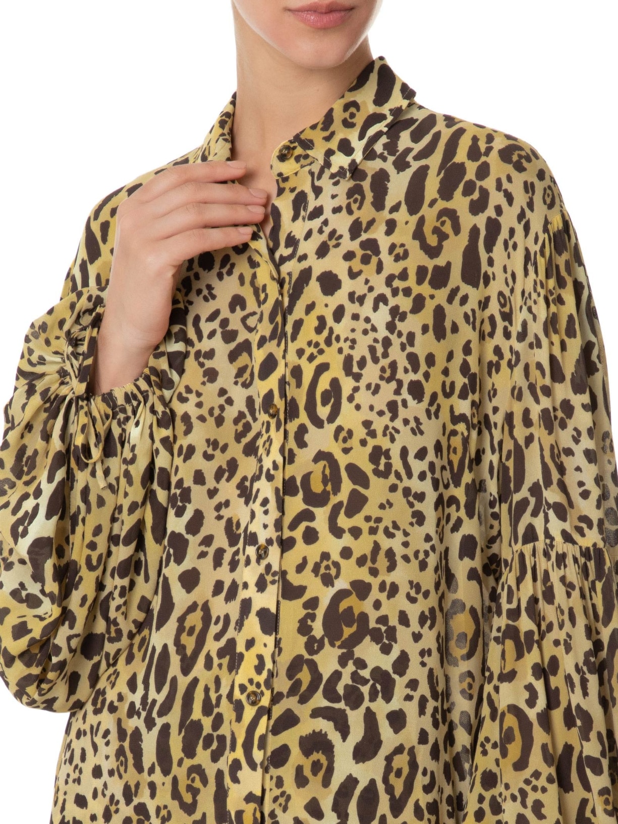 Camisa Feminina Alongada Com Botões Estampa Onça Aqua Animal Print Animale