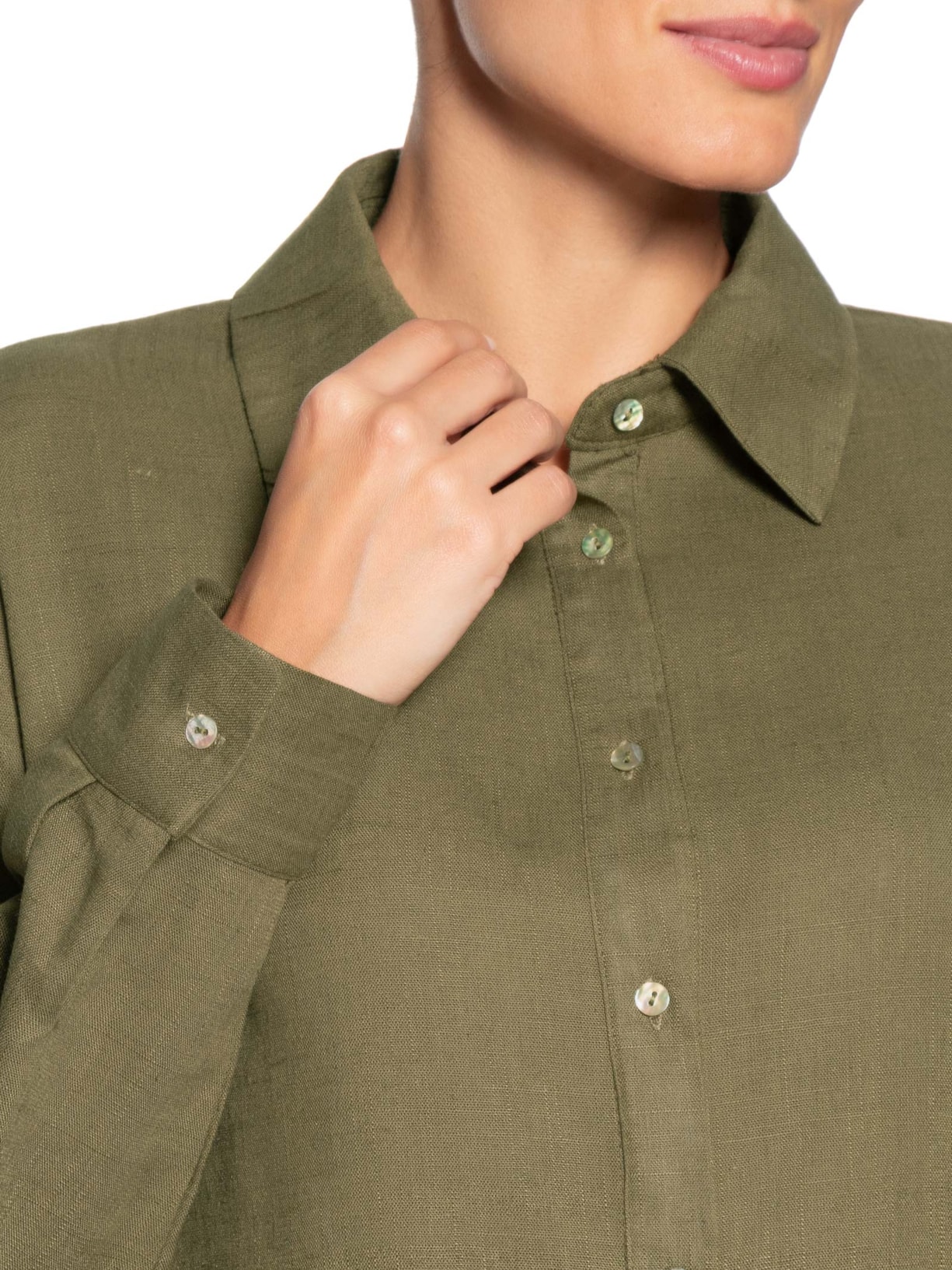Camisa Feminina Básica – Verde Basiq