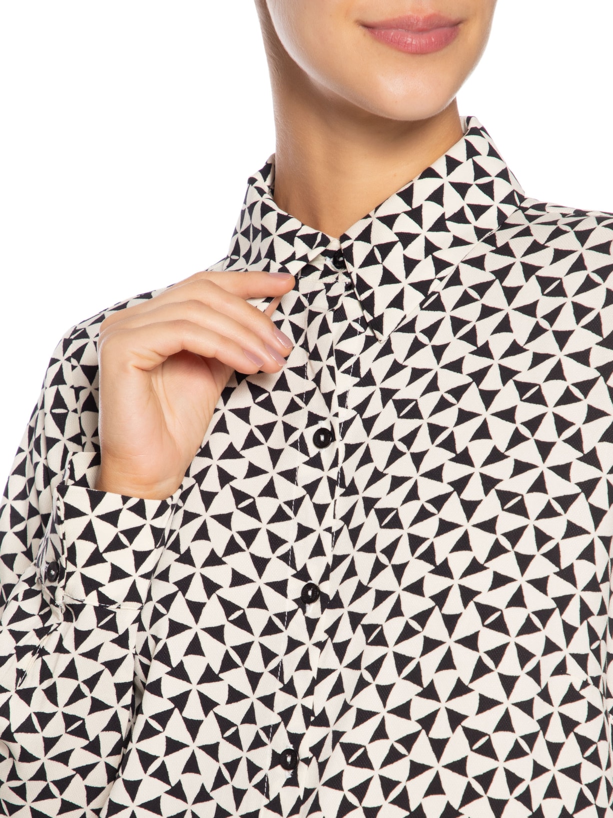 Camisa Feminina Crepe Estampa Vento Preto Dress To