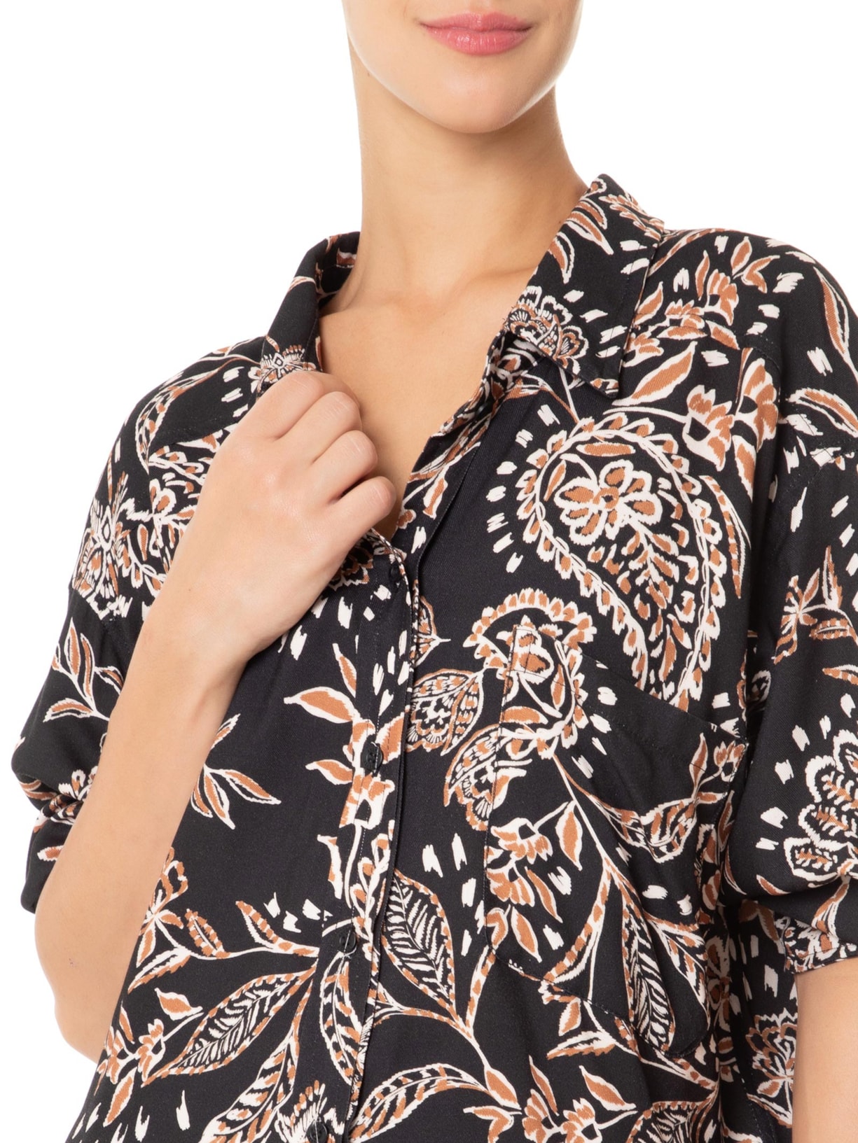 Camisa Feminina Estampada Paisley Gabi Preto Shop2gether + August Swim