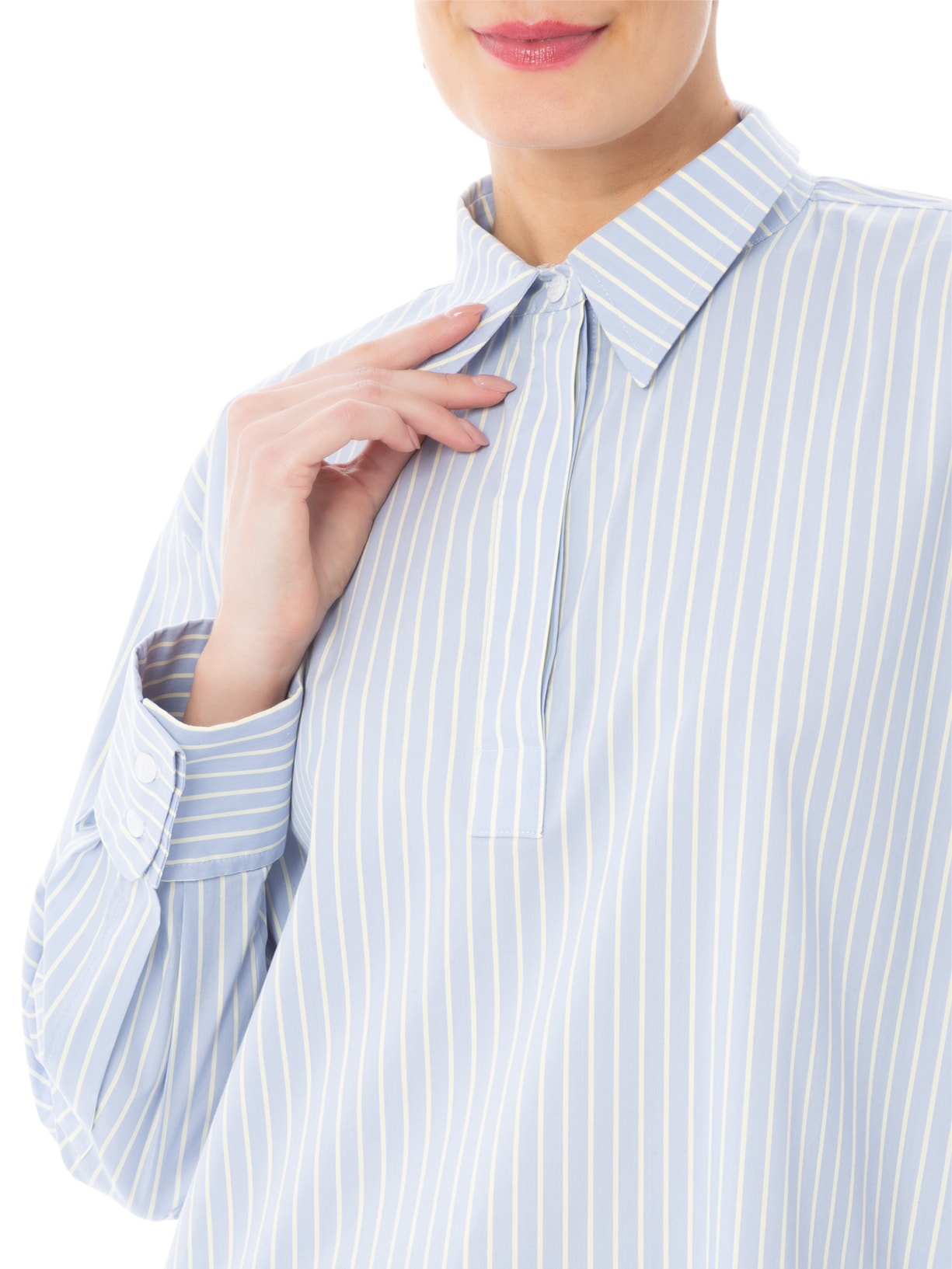 Camisa Feminina Gilles – Azul Carol Bassi