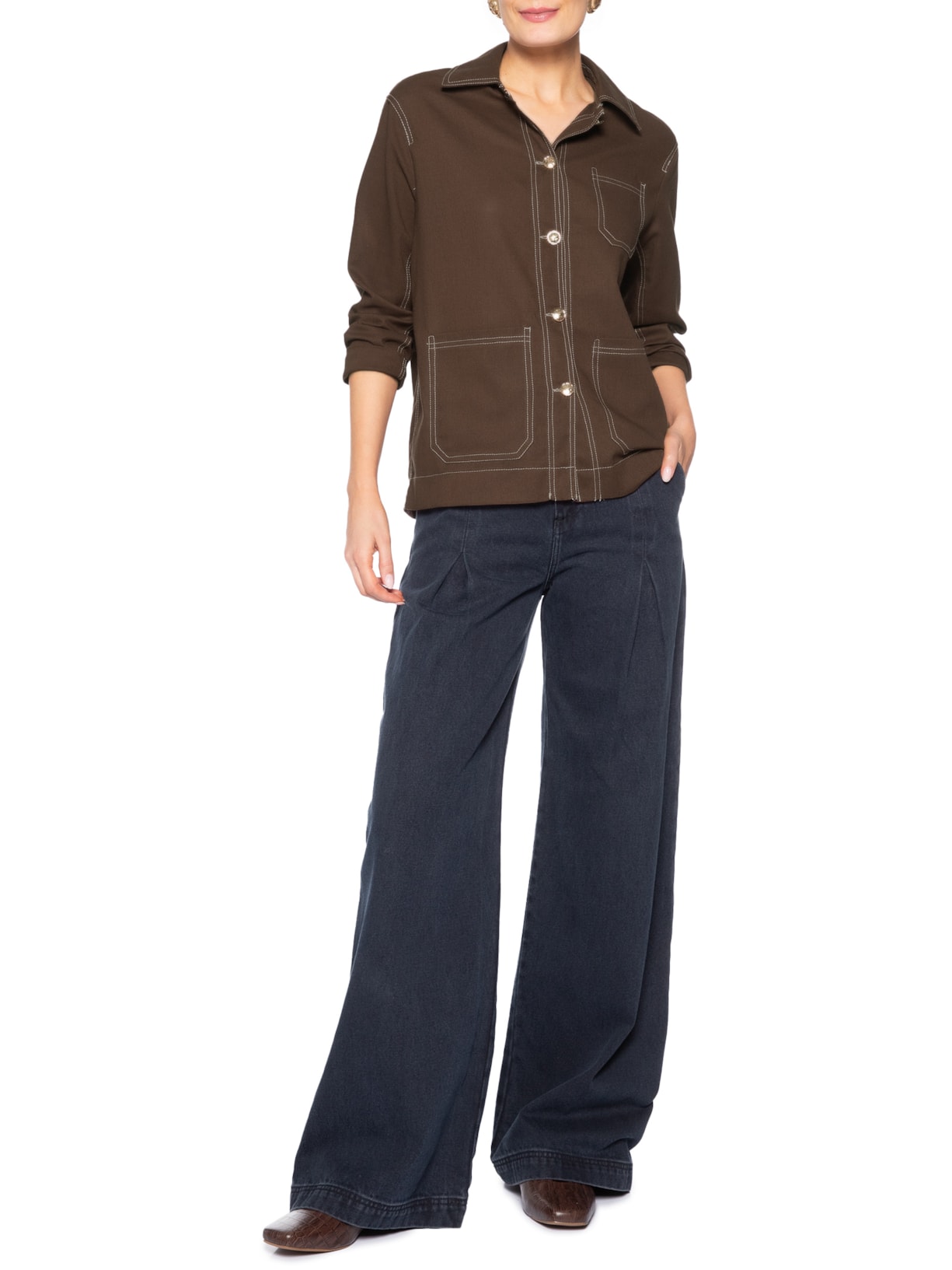 Camisa Feminina Linho com Bolsos Marrom Basiq