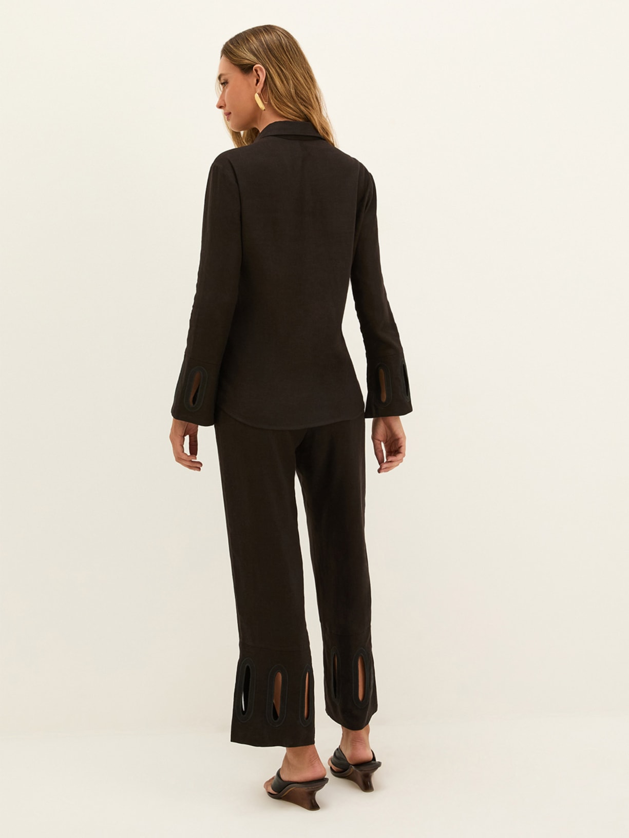 Camisa Feminina Manga Longa Laura Detalhe Preto Vix