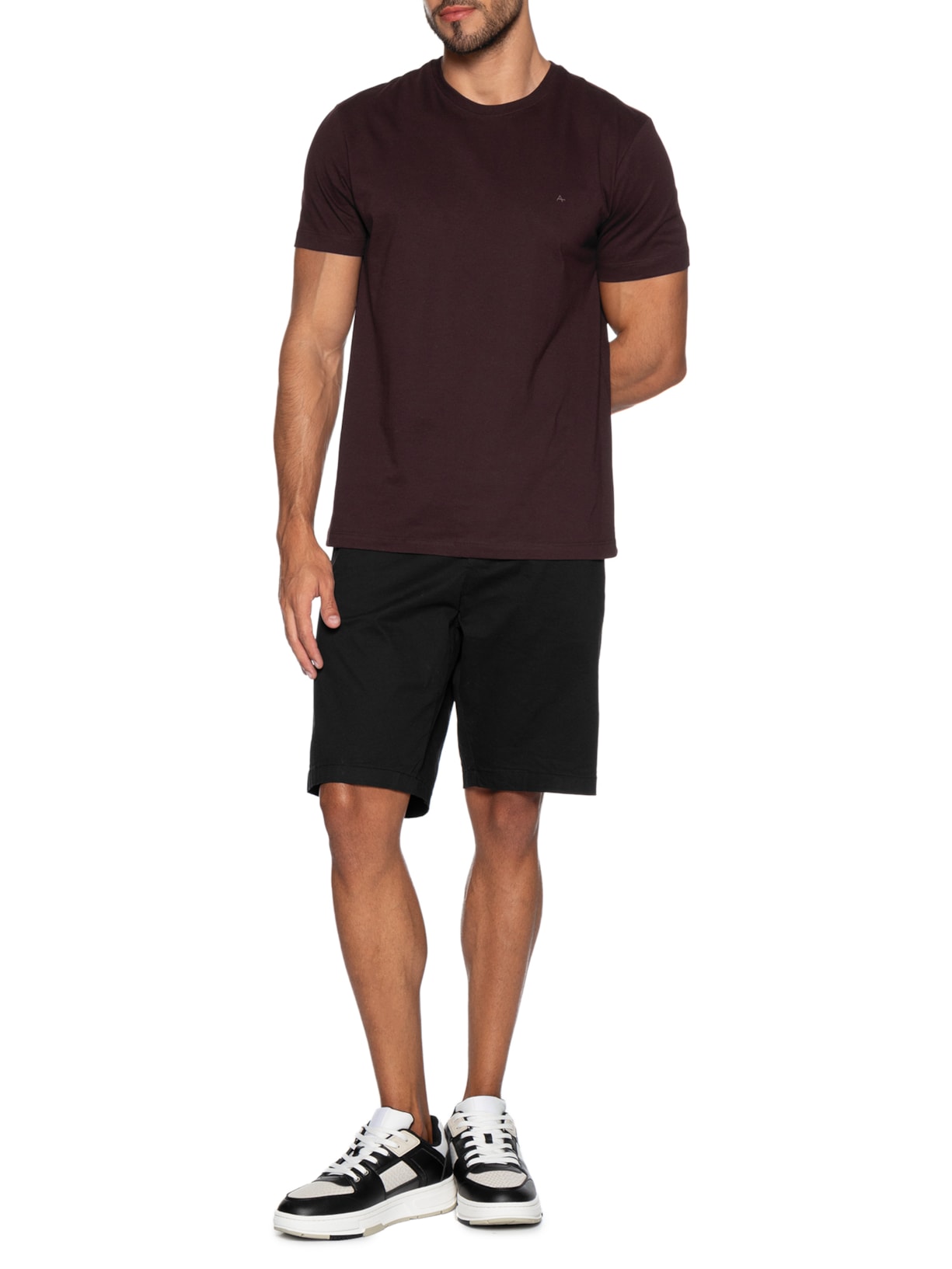 Camiseta Básica Masculina em Algodão – Bordô Aramis