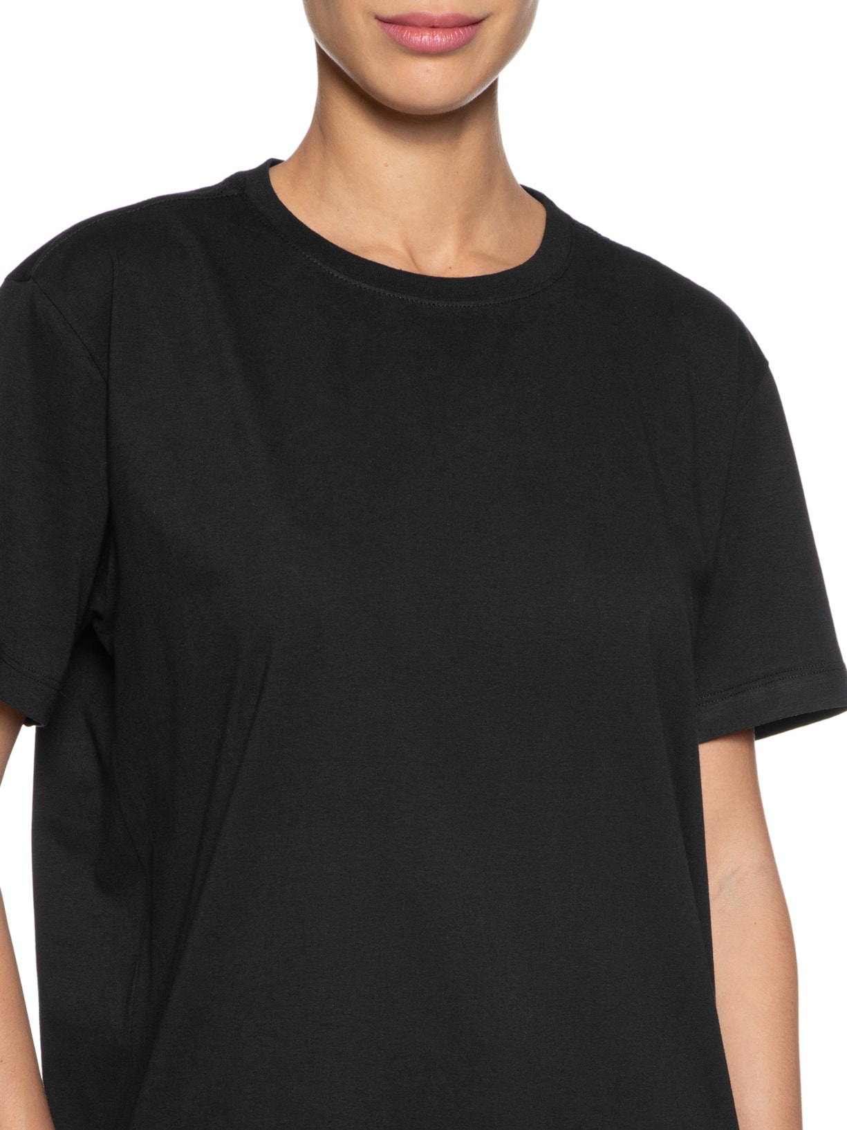 Camiseta Feminina Ampla Básica Preto Basiq