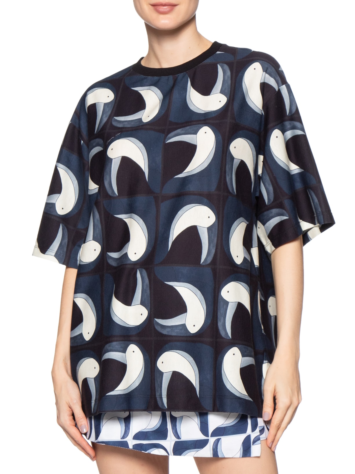 Camiseta Feminina Básica Tuca Tropical Preto Farm