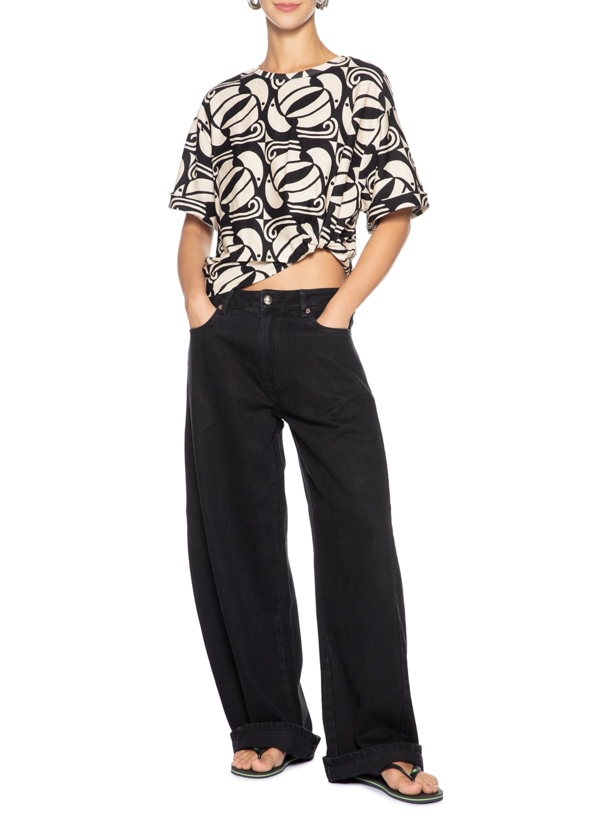 Camiseta Feminina Básica Tuca Xadrez Preto Farm