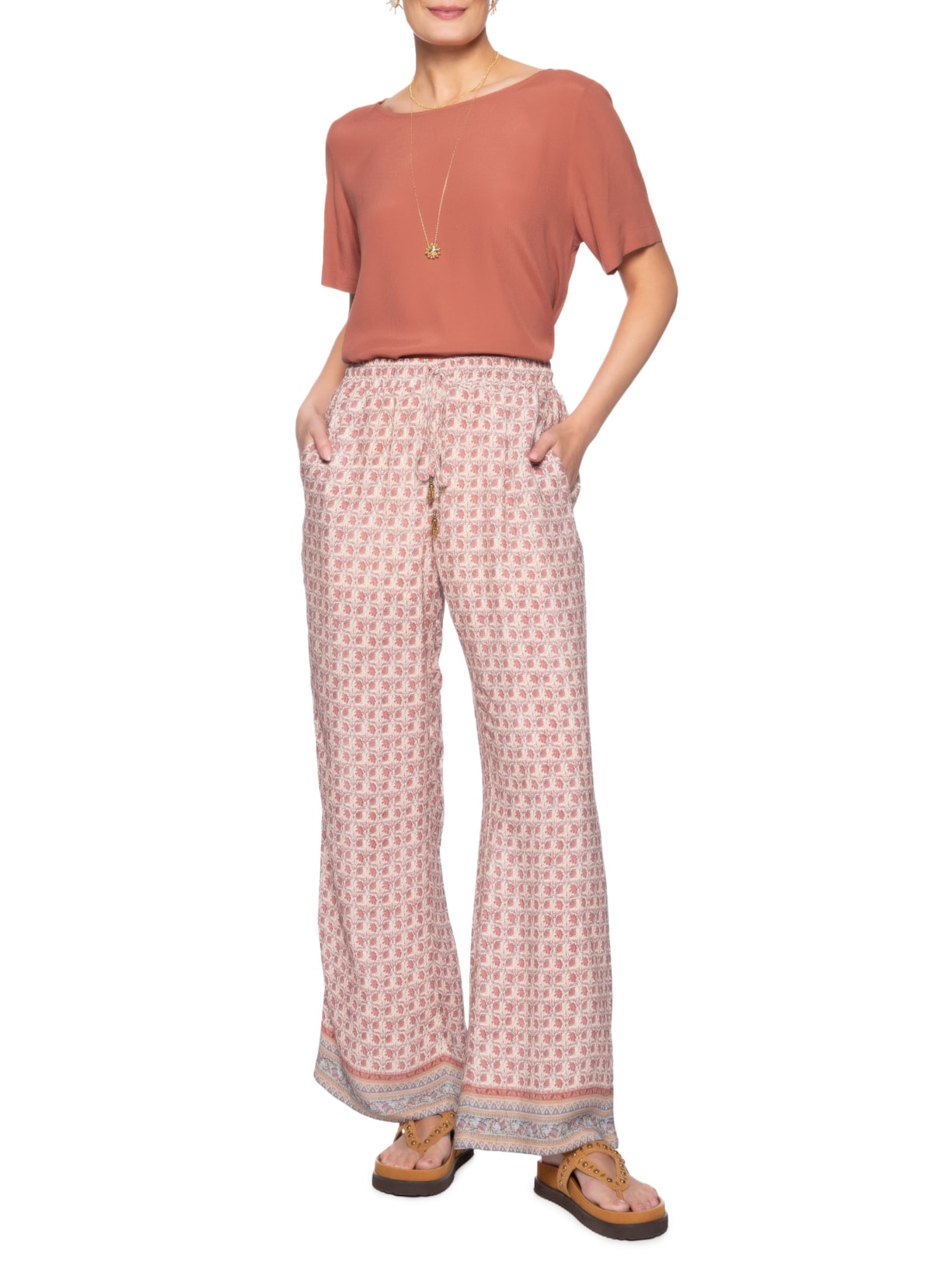 Camiseta Feminina Básica Vermelho Maria Filó