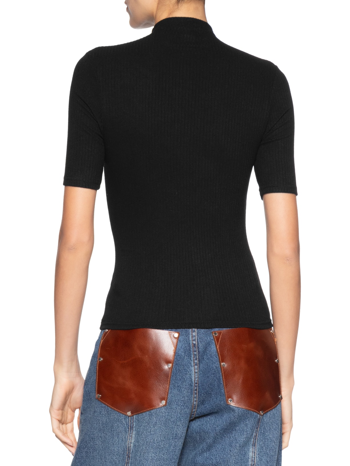 Camiseta Feminina Canelada Gola Alta Preto Basiq