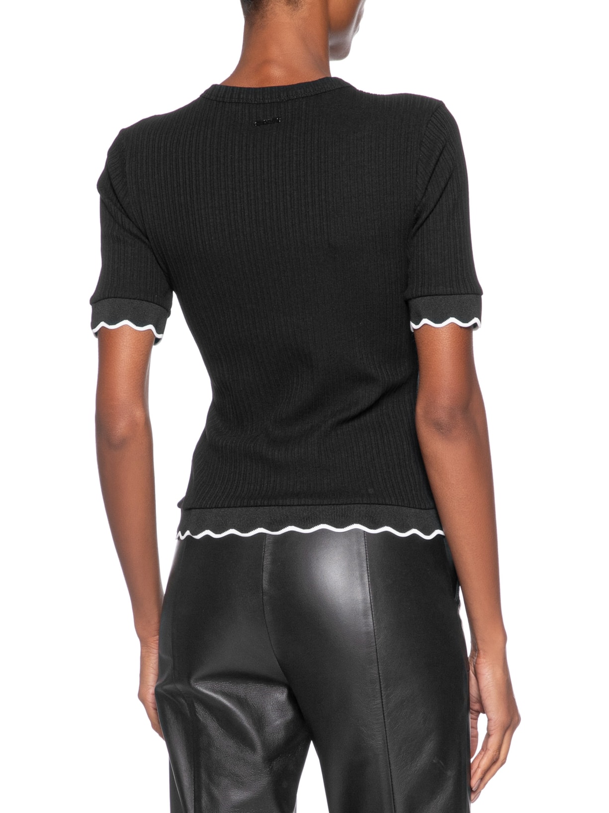 Camiseta Feminina Canelada Preto Forum