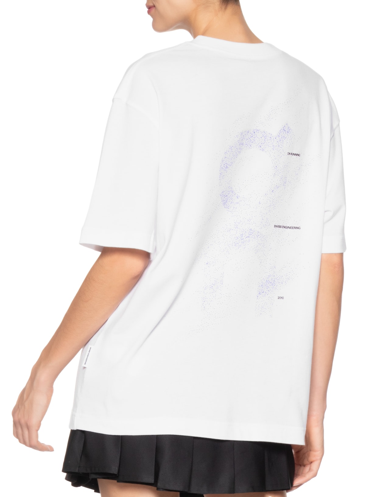 Camiseta Feminina Club-T Graphic Branco On Running