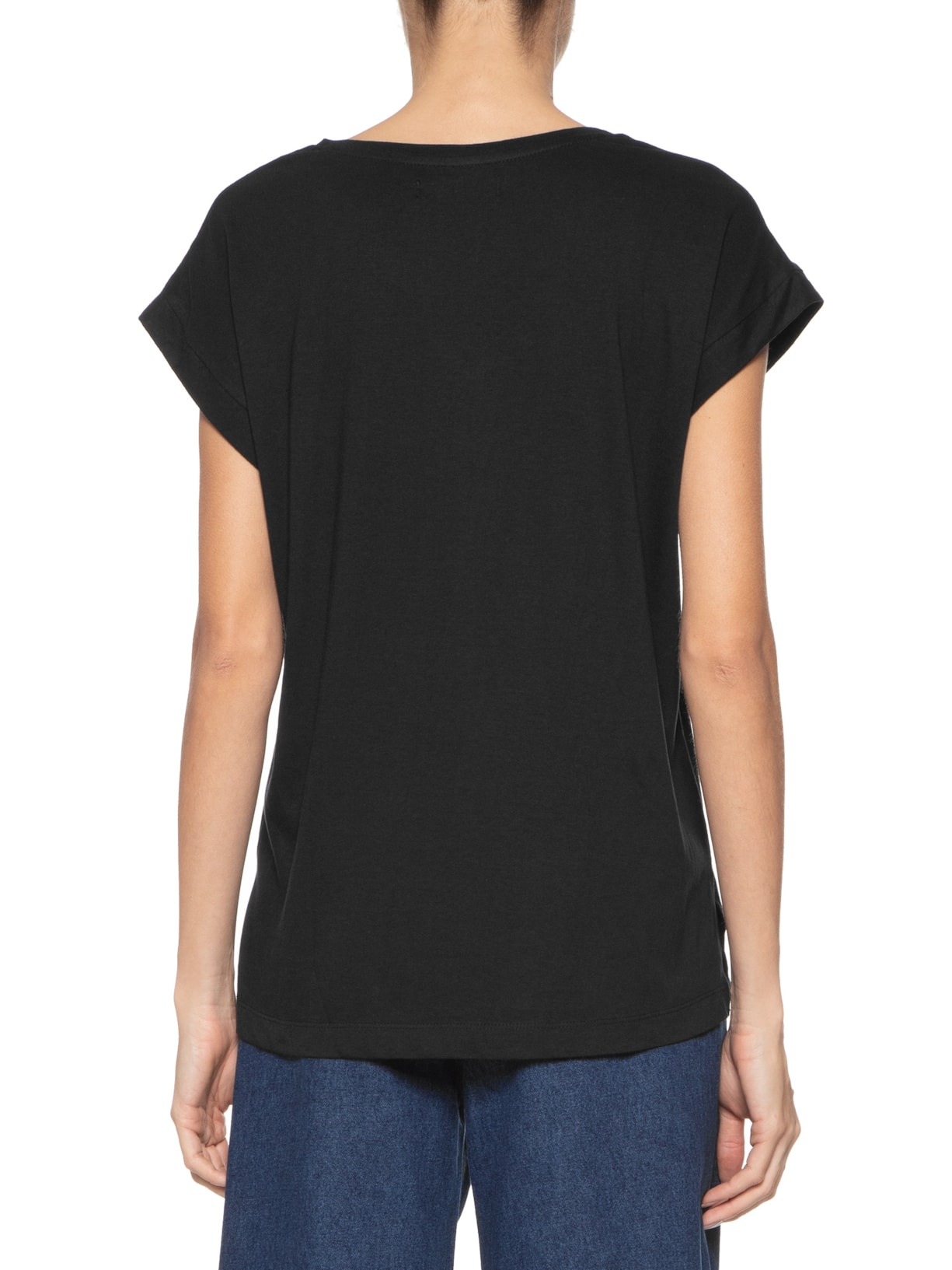 Camiseta Feminina Com Decote V Preto Basiq