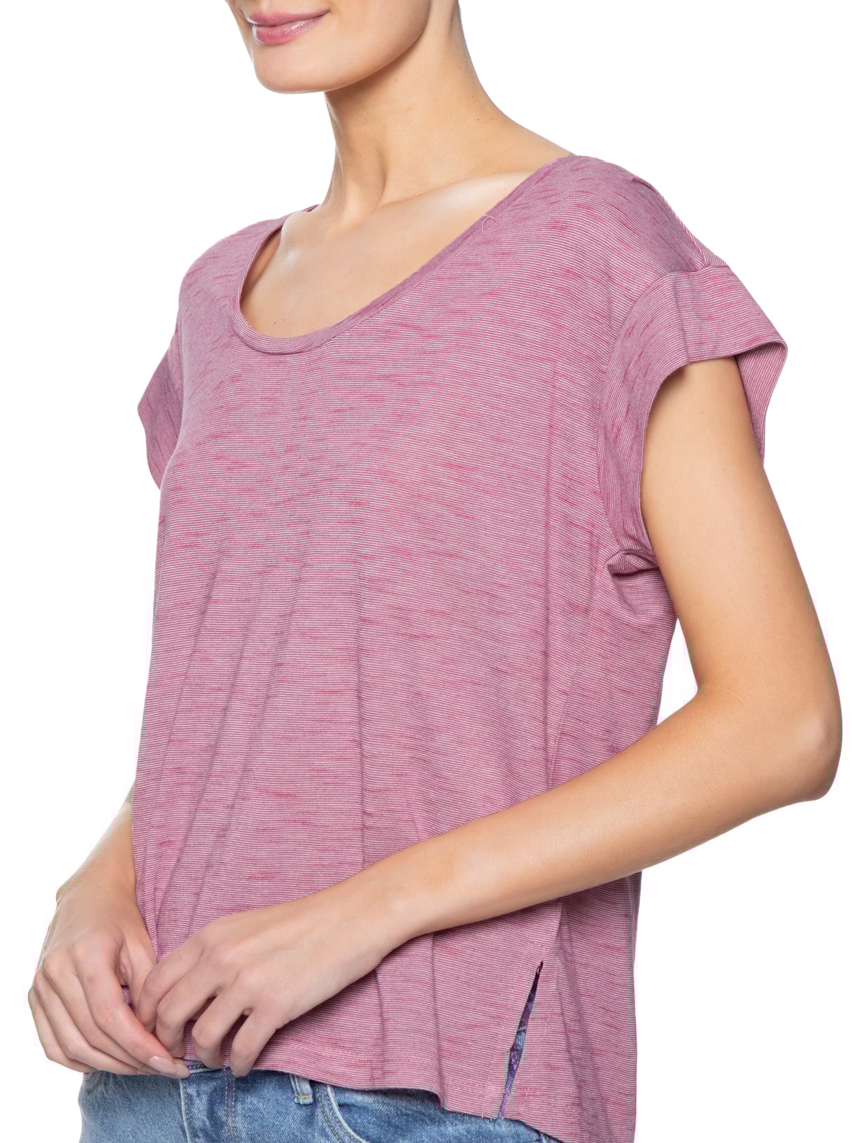Camiseta Feminina Com Detalhe Na Manga E Decote U Roxo Basiq