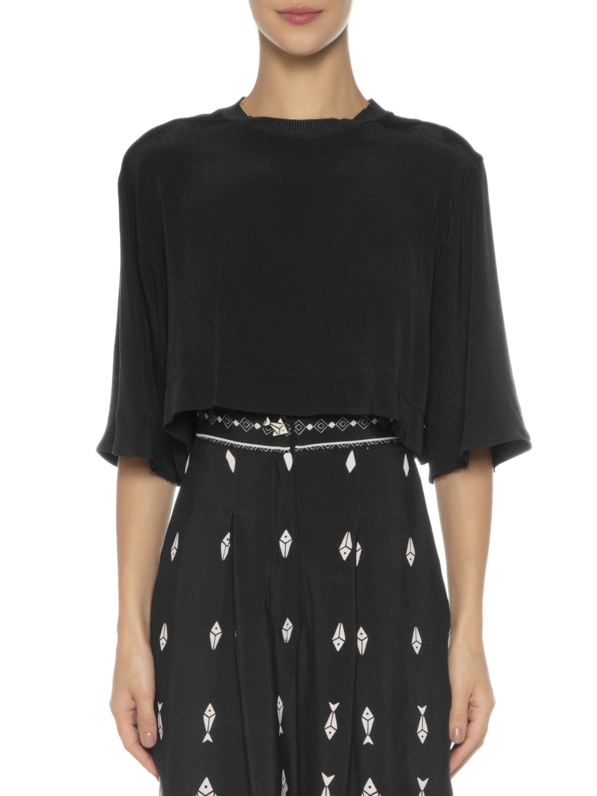 Camiseta Feminina Cropped Básica Preto Farm