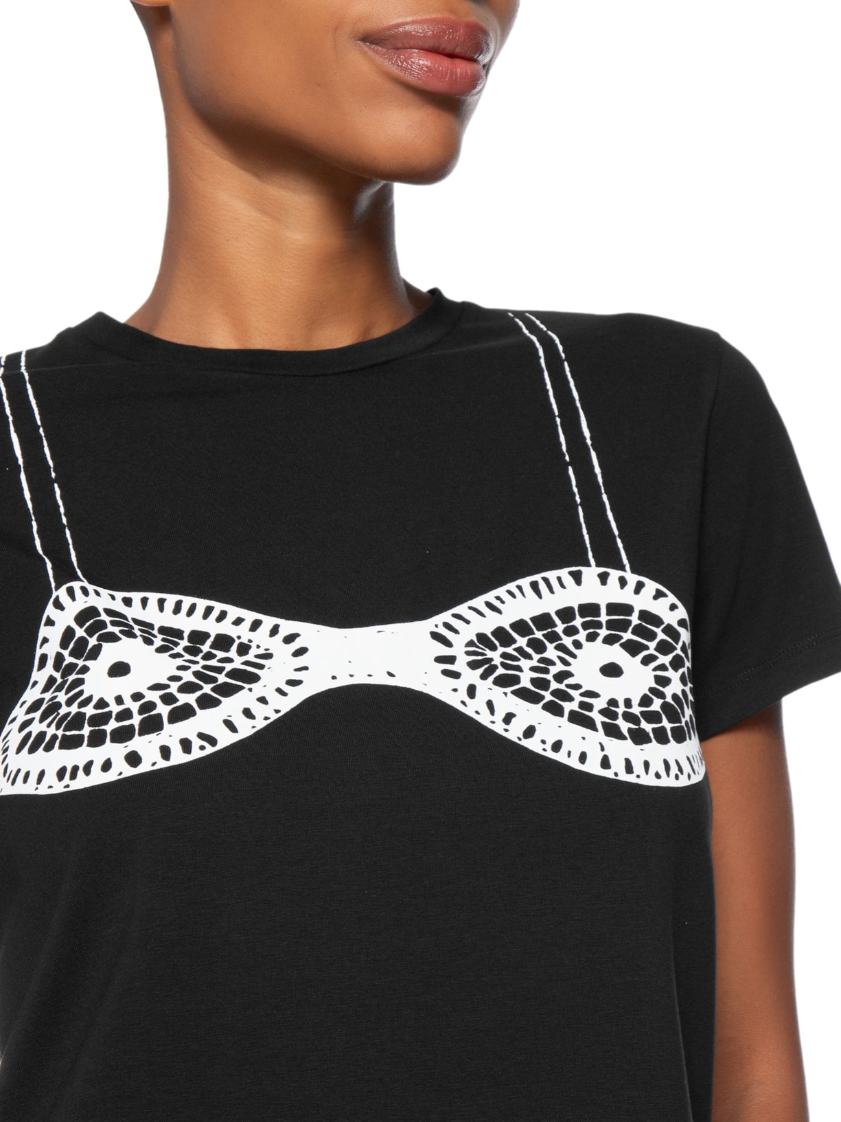 Camiseta Feminina de Algodão Orgânico Com Estampa Crochê – Preto Raquel De Carvalho