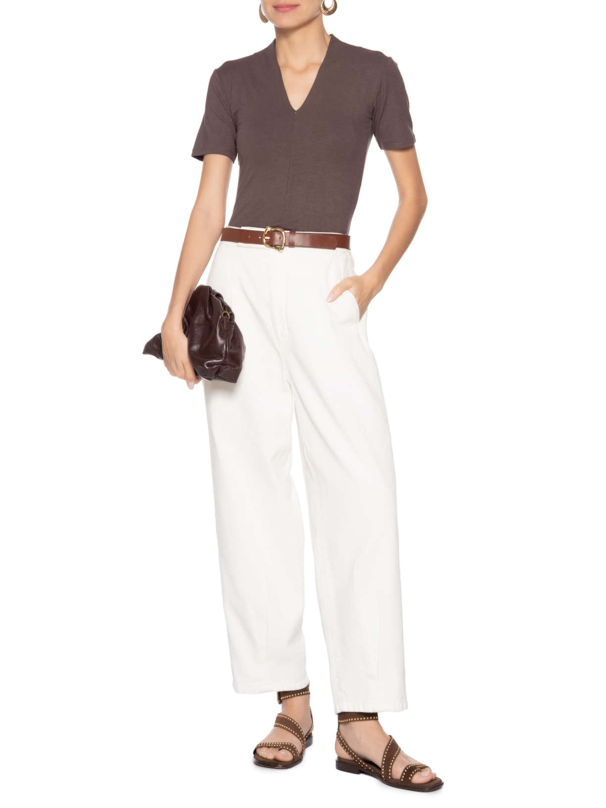 Camiseta Feminina Decote V Marrom Basiq