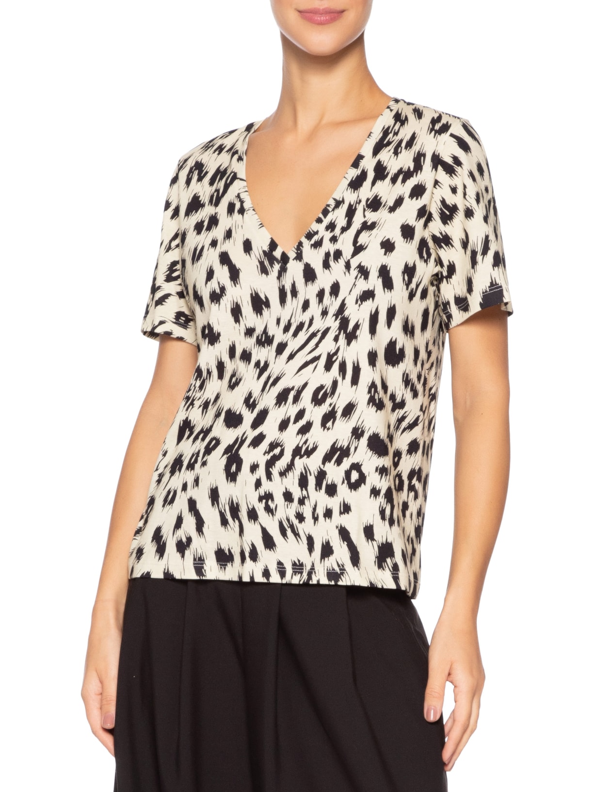 Camiseta Feminina Decote V Onça Abby Animal Print Animale