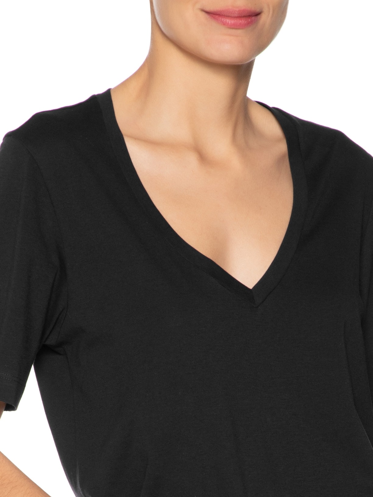 Camiseta Feminina Decote V Pima Preto Animale