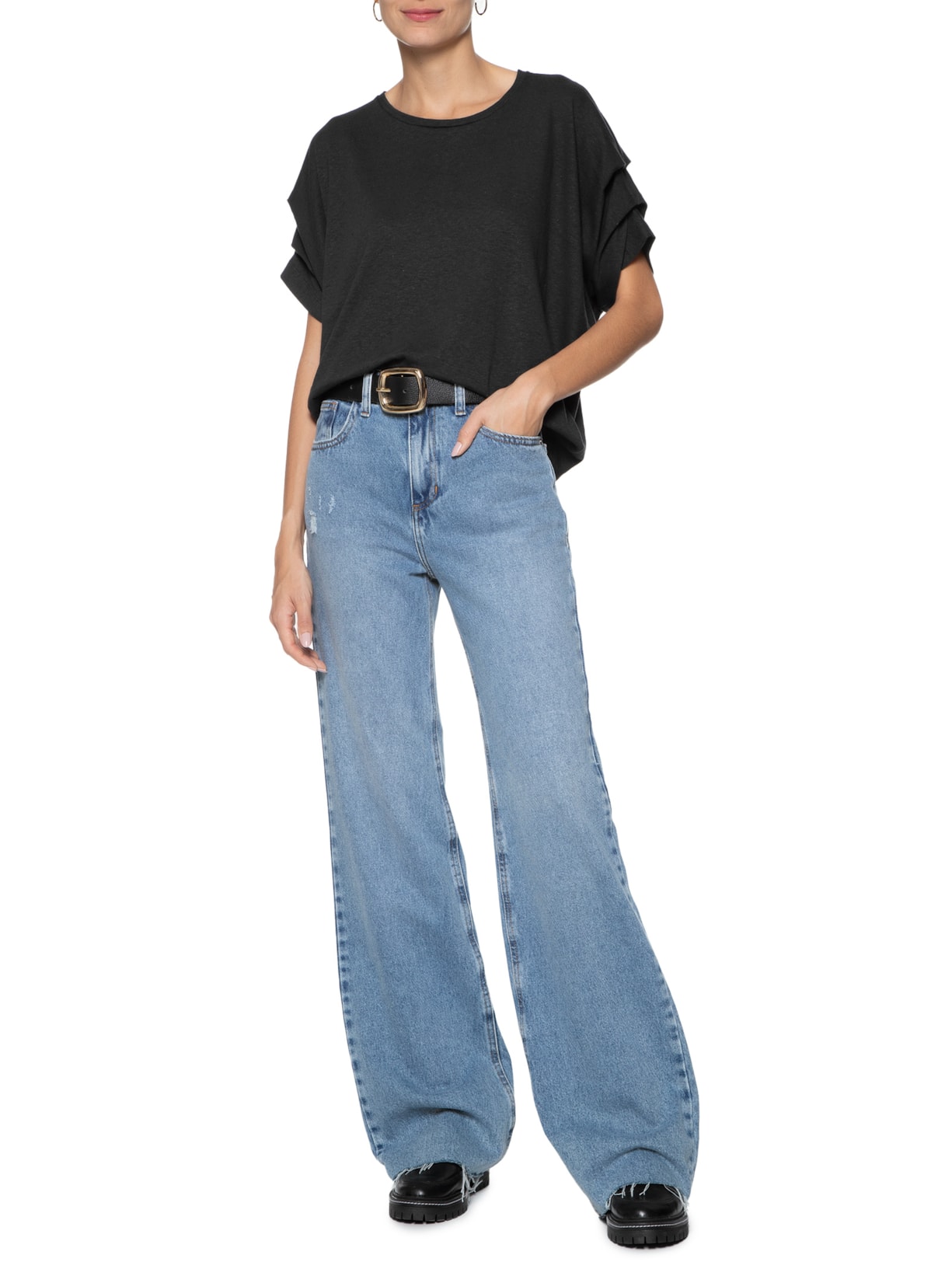 Camiseta Feminina Detalhe Ombro Preto Basiq