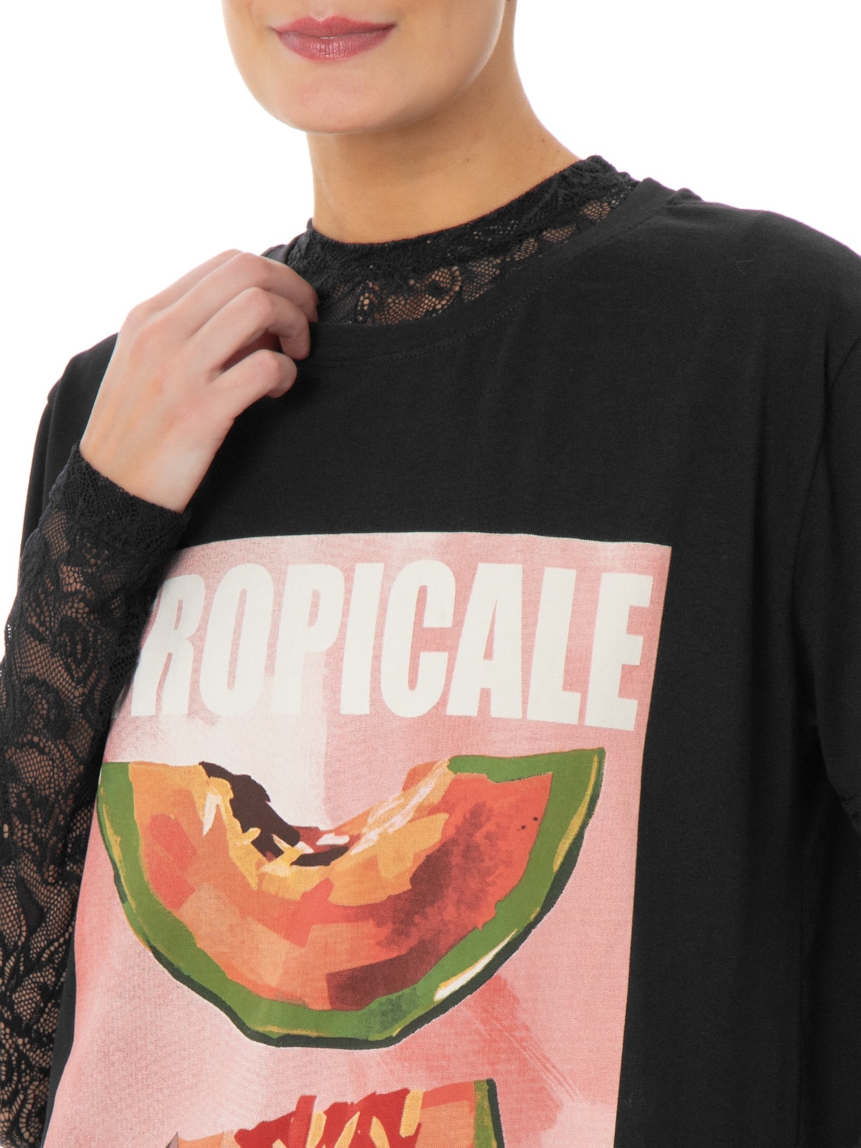 Camiseta Feminina Estampa Tropicale Preto Market 33