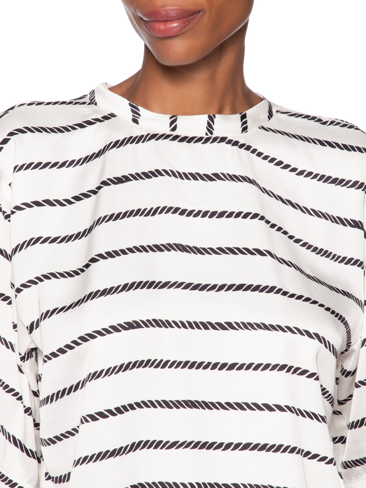 Camiseta Feminina Estampada – Branco Forum