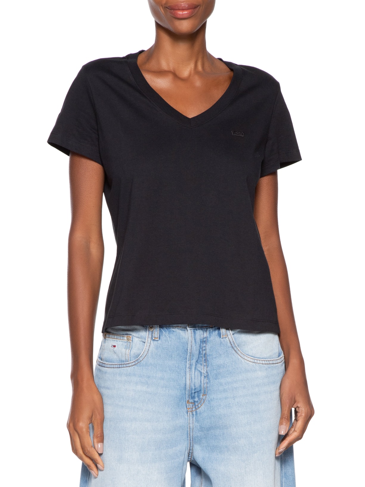 Camiseta Feminina Favorite V-Neck Preto Levi's