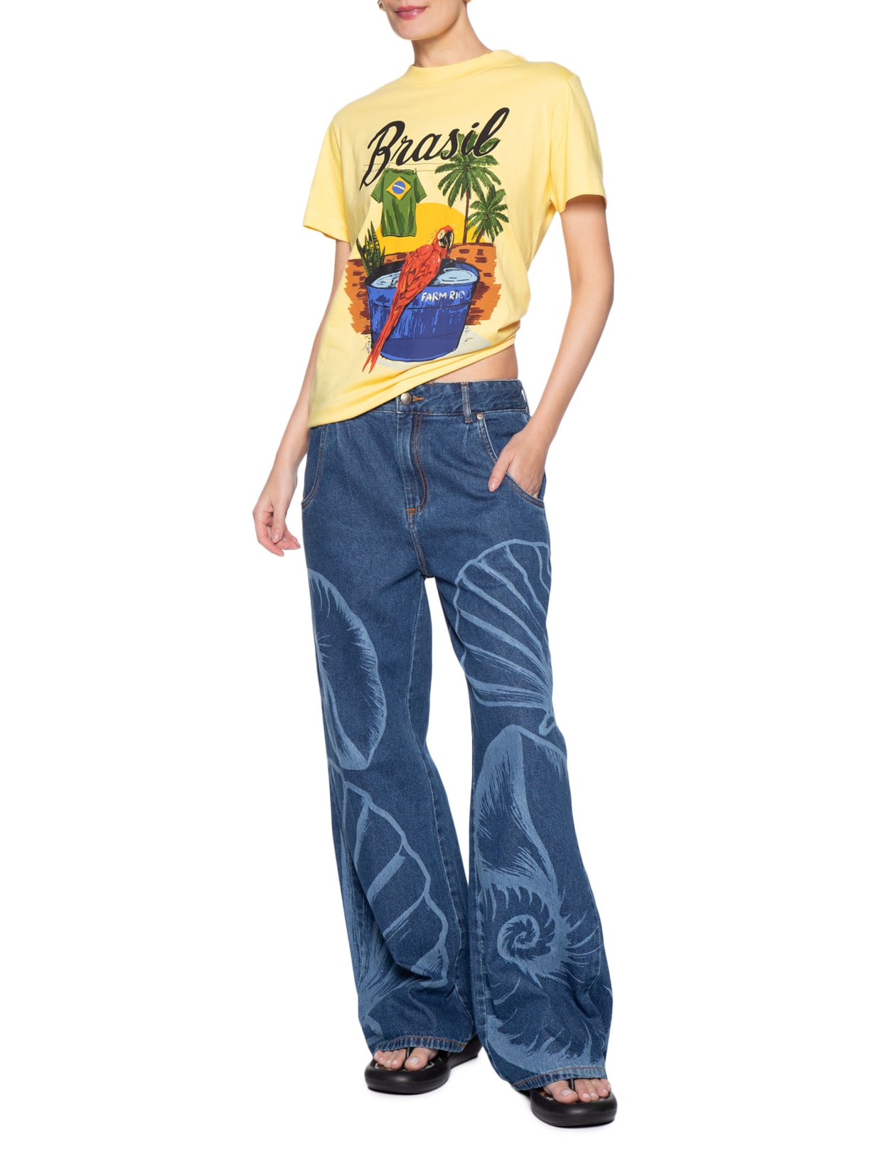 Camiseta Feminina Fit Arara Brasil – Amarelo Farm