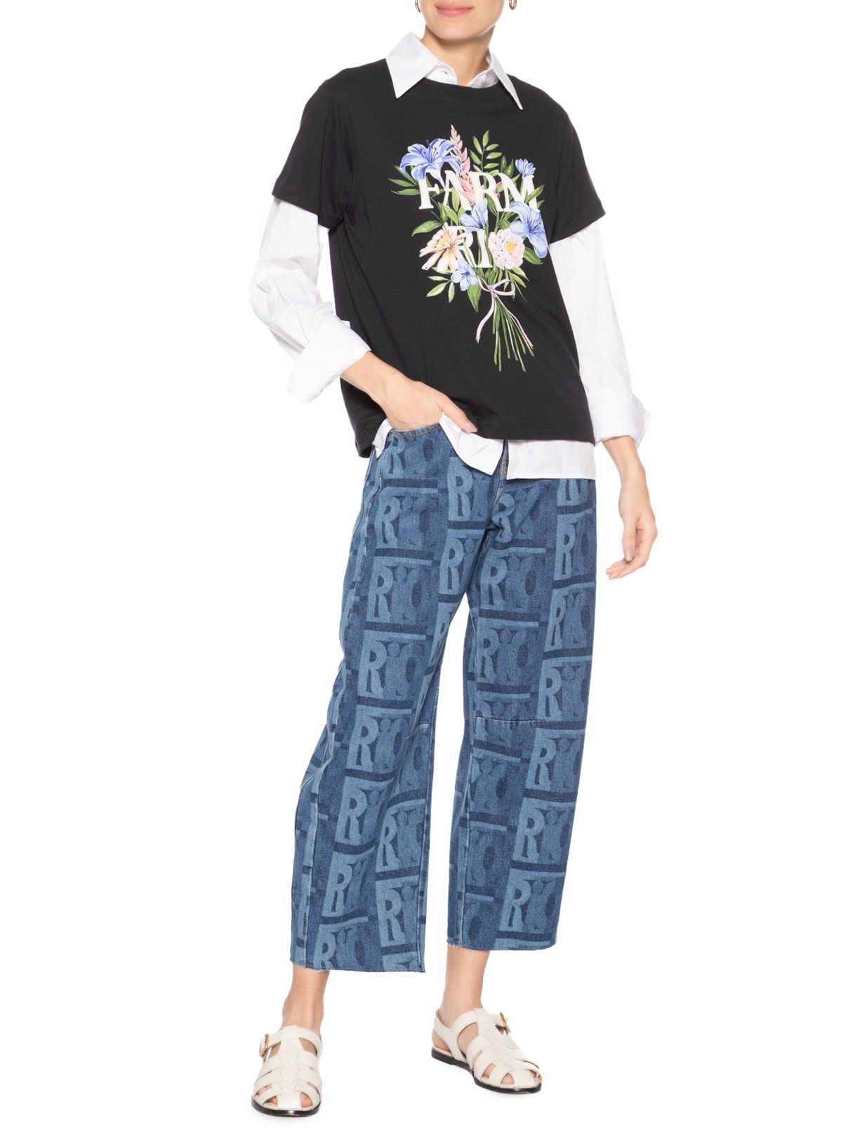 Camiseta Feminina Fit Buquê Preto Farm