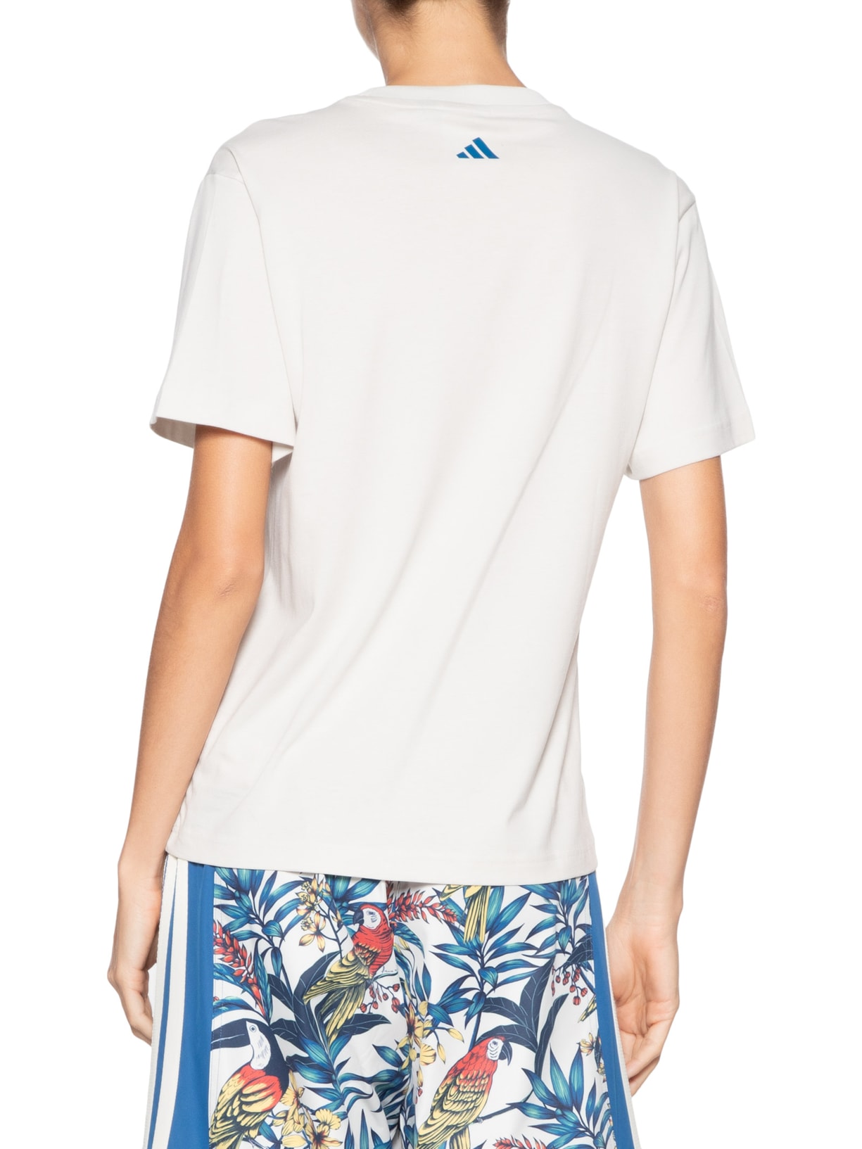 Camiseta Feminina GFX Cinza Adidas + Farm