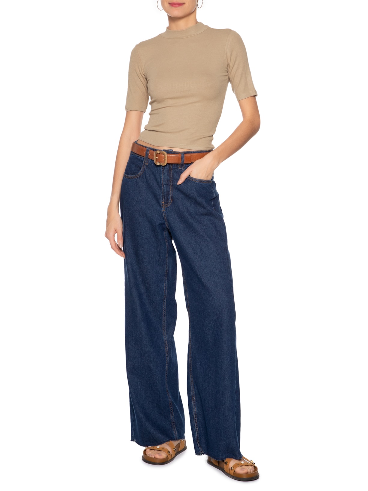 Camiseta Feminina Gola Alta Bege Basiq