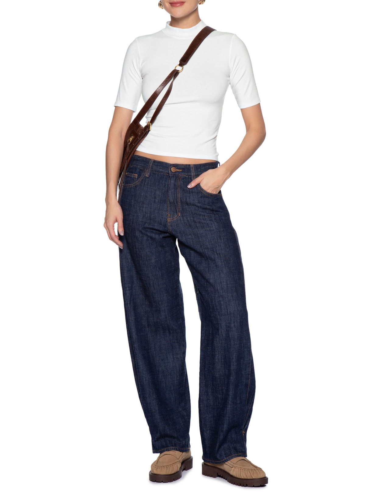 Camiseta Feminina Gola Média Manga Curta Branco Basiq