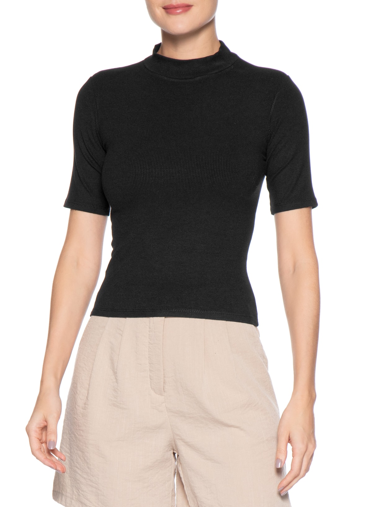 Camiseta Feminina Gola Média Manga Curta Preto Basiq