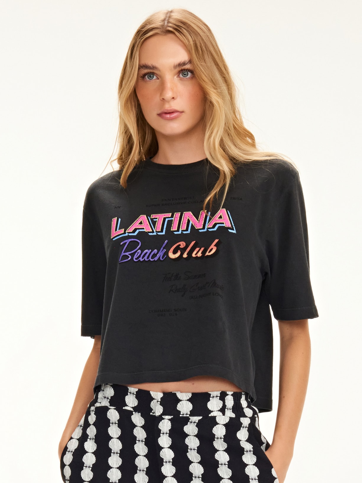Camiseta Feminina Latina Preto Triya + Nv