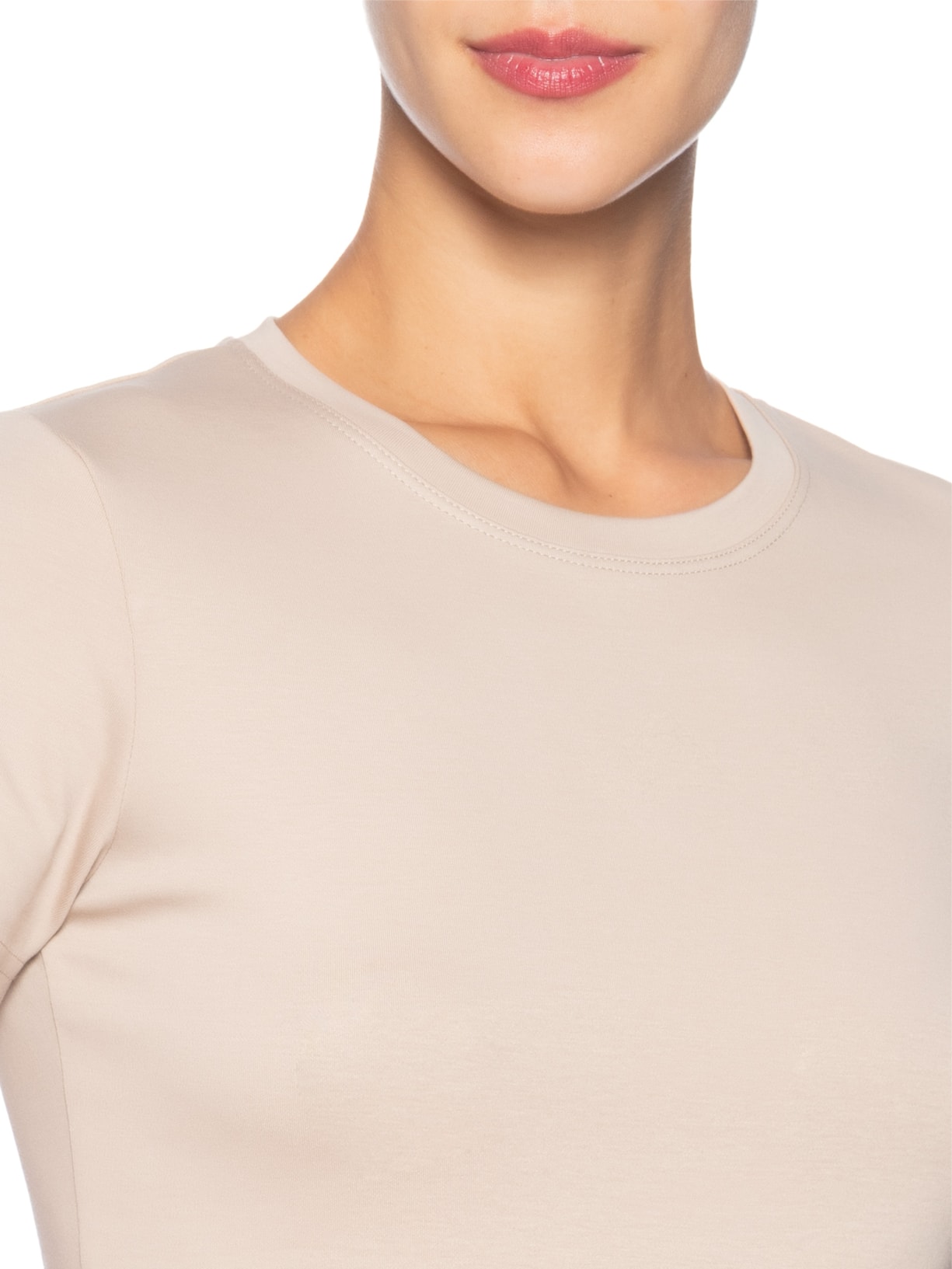 Camiseta Feminina Lisa Mc Bege Basiq