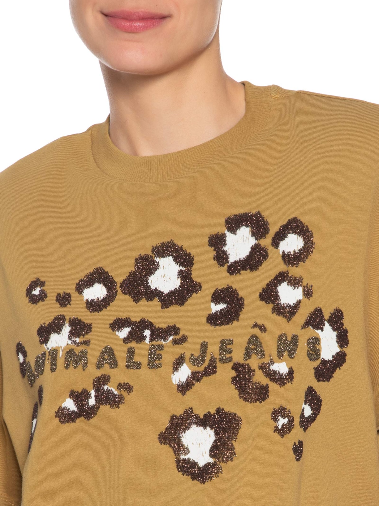 Camiseta Feminina Malha AJ Spots Marrom Animale Jeans