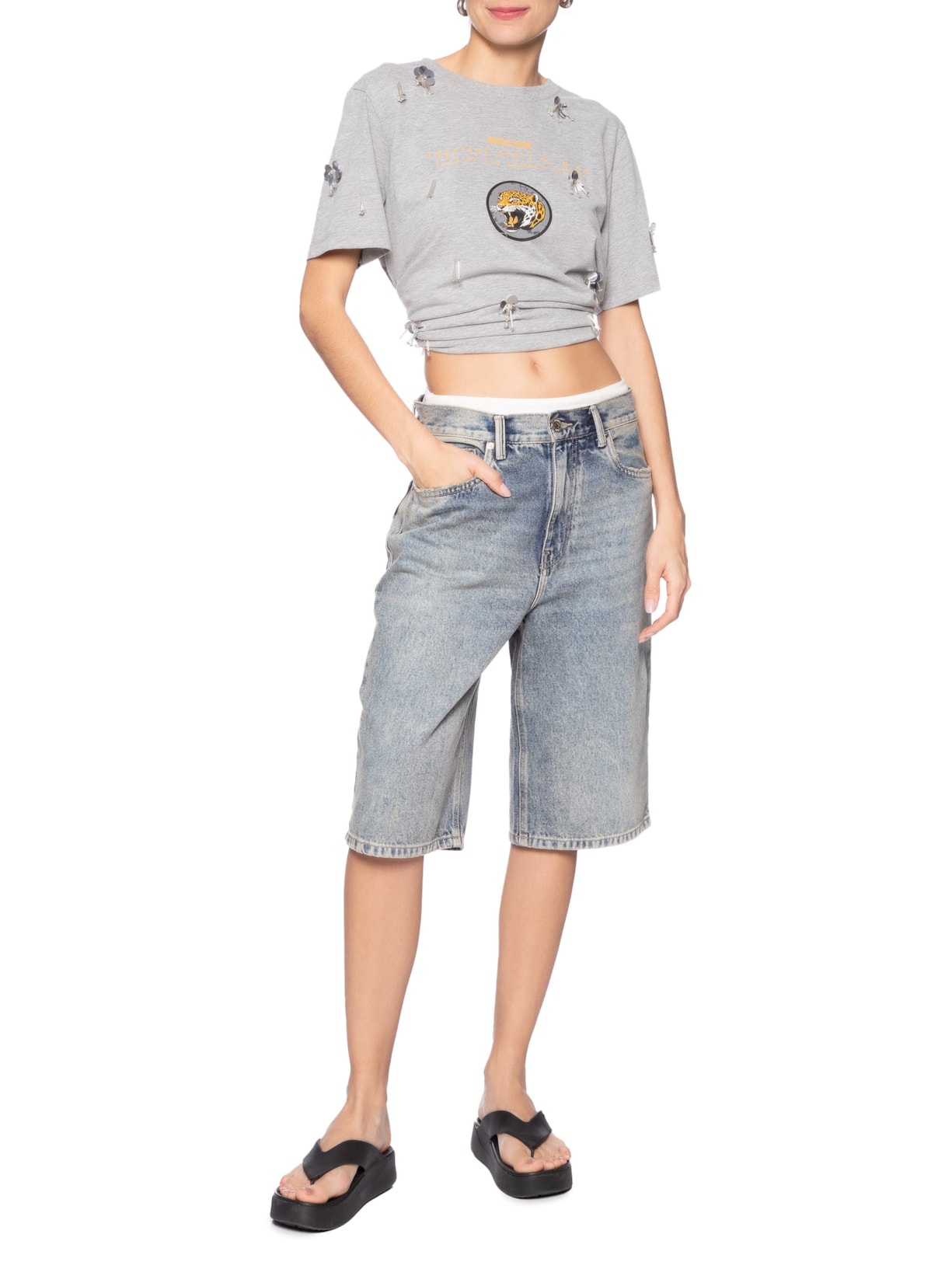 Camiseta Feminina Malha Leopard Bordados Cinza Animale Jeans