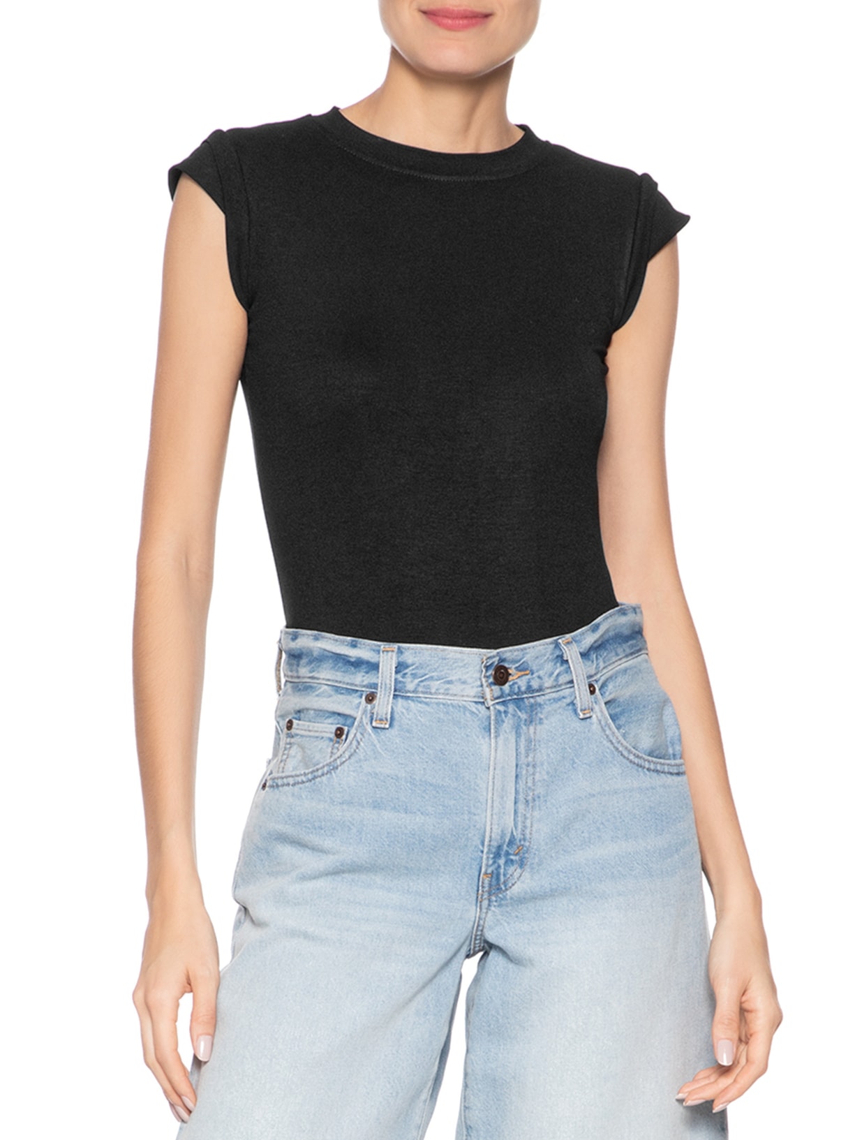 Camiseta Feminina Manga Sobreposta Preto Basiq